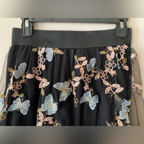 Embroidered Midi Skirt - Picture 2 of 5
